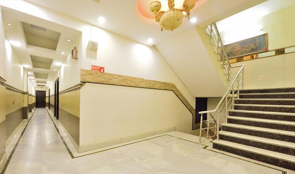 Centra Inn ニューデリー エクステリア 写真